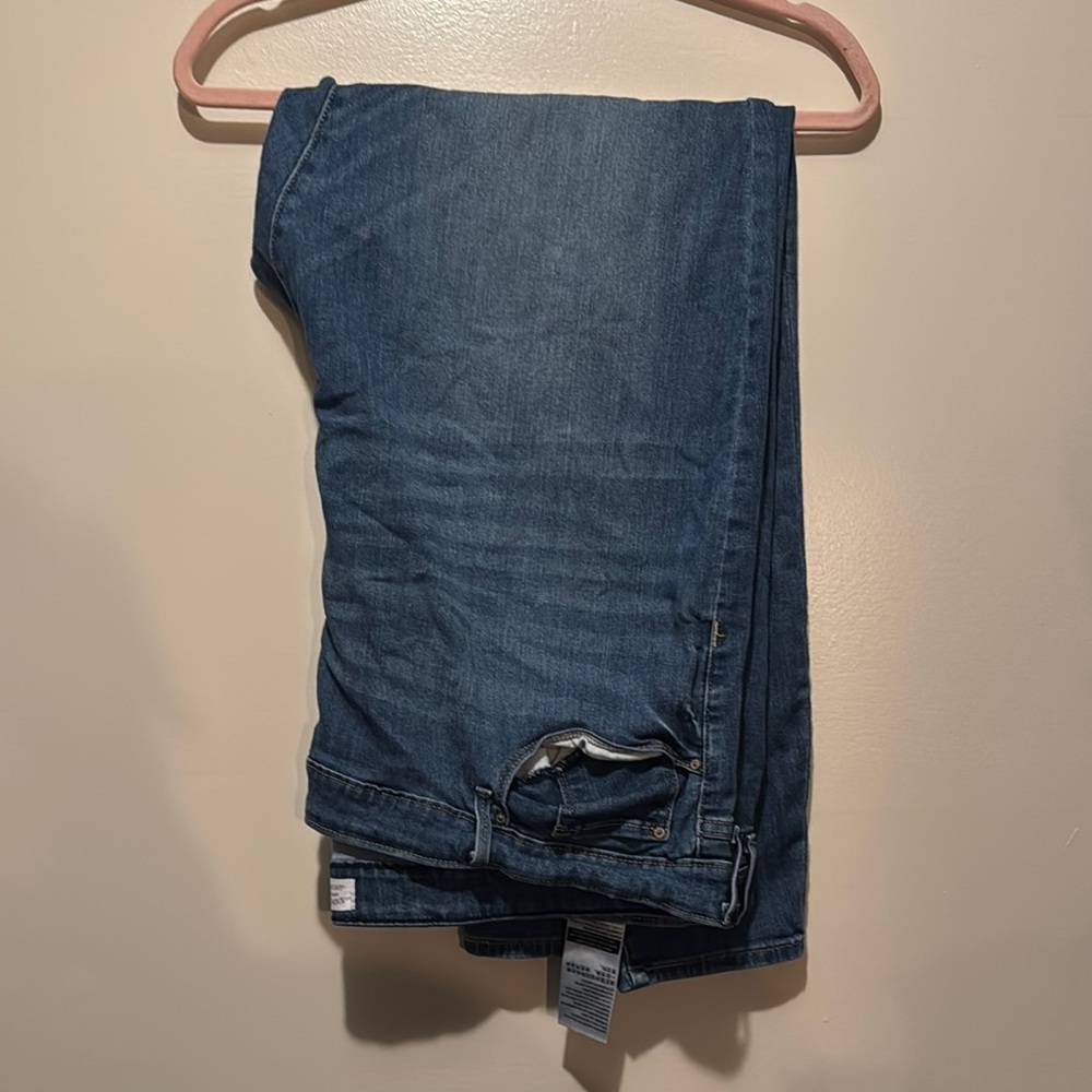 Women’s Blue Jeans